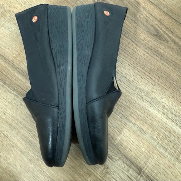 Softino (Fly London) Ako Black Leather Slip Ons Comfort Minimalist 37 - Picture 5 of 9